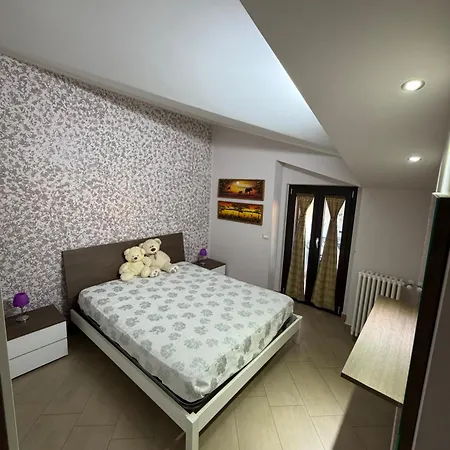 Queen House